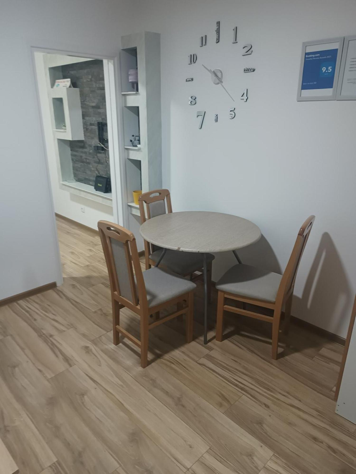 Stan Na Dan Im Užice Quarto foto